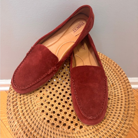 Born Burgundy Suede Loafers •Slip-on•8.5•preppy•casual•quiet luxury•scandi style - Picture 7 of 16